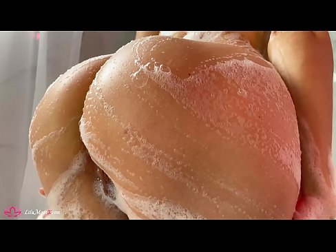 ❤️ Brunette si masturba a figa cù un vibratore per un orgasmu intensu in a doccia ️❌ Video cazzo à co.analytik24.ru ️❤